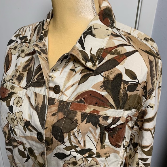 CHICO’s DESIGN FLORAL BEADED  EARTH TONE COLOR JACKET SIZE 1/M8 - Picture 9 of 12